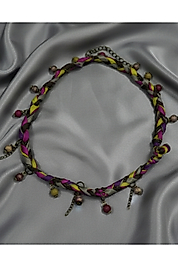 El Yapımı Örgü Tasarım Kolye