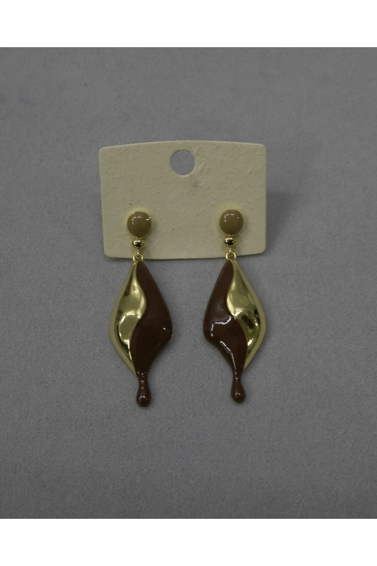 Kadın Altın Kaplama Asimetrik Damla Tasarım Sallantılı Küpe