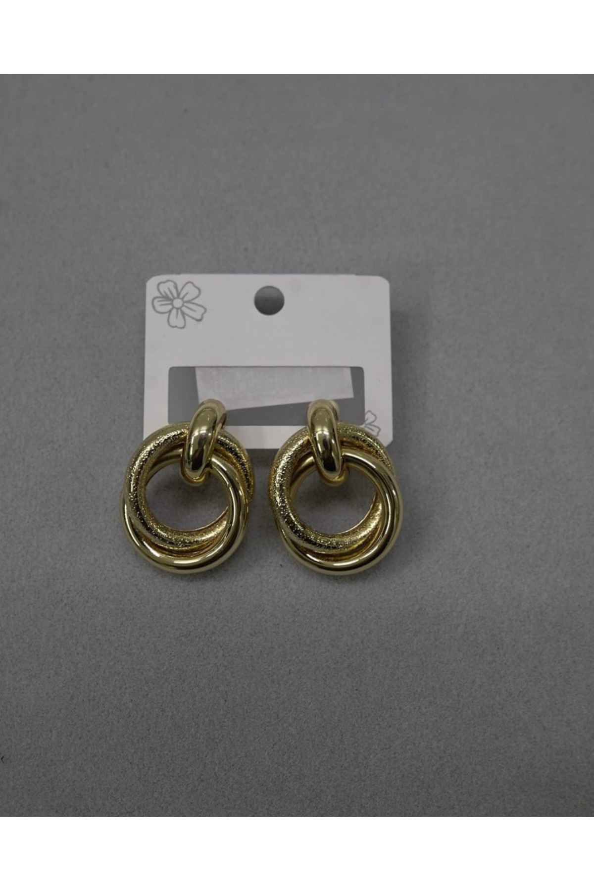 Trend ve Modern İç İçe Geçmeli Küpe