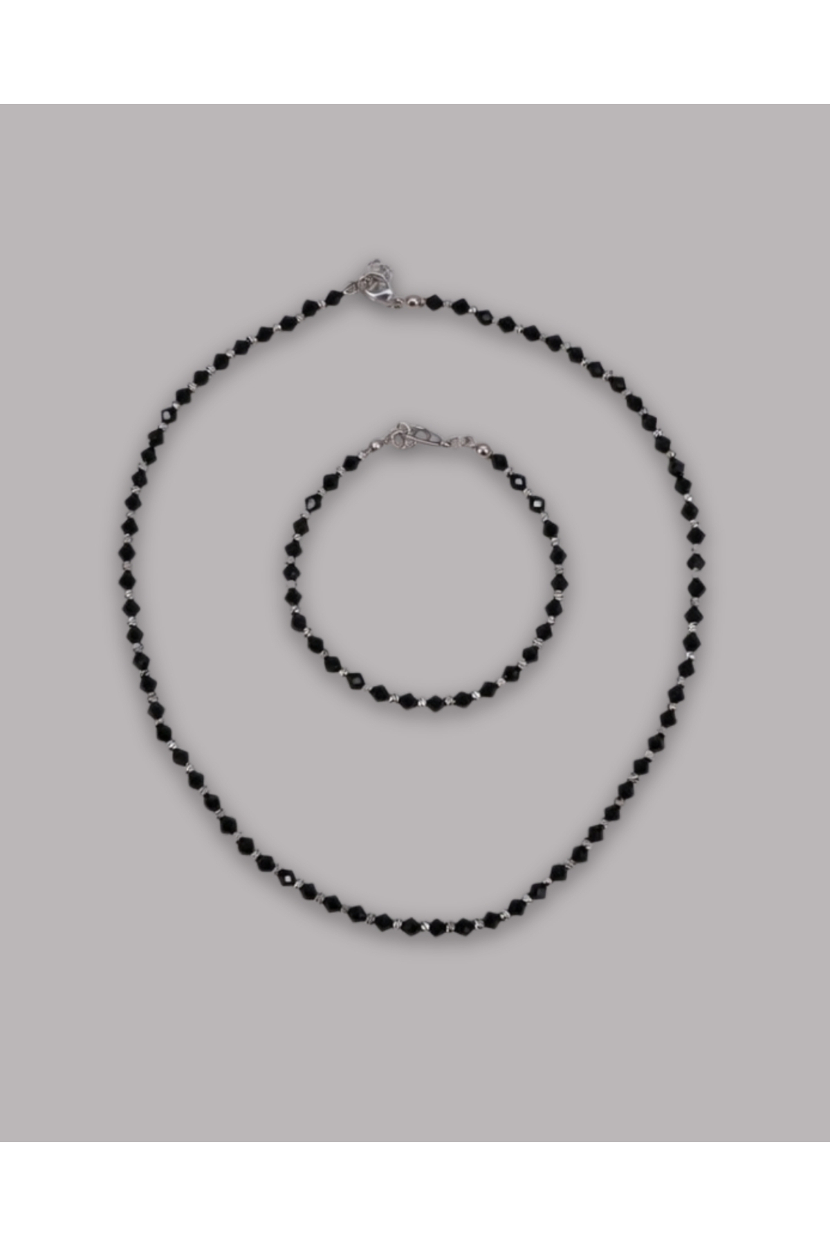 Siyah Boncuk Kolye ve Bileklik Seti – Minimal Zarif Kadın Takı