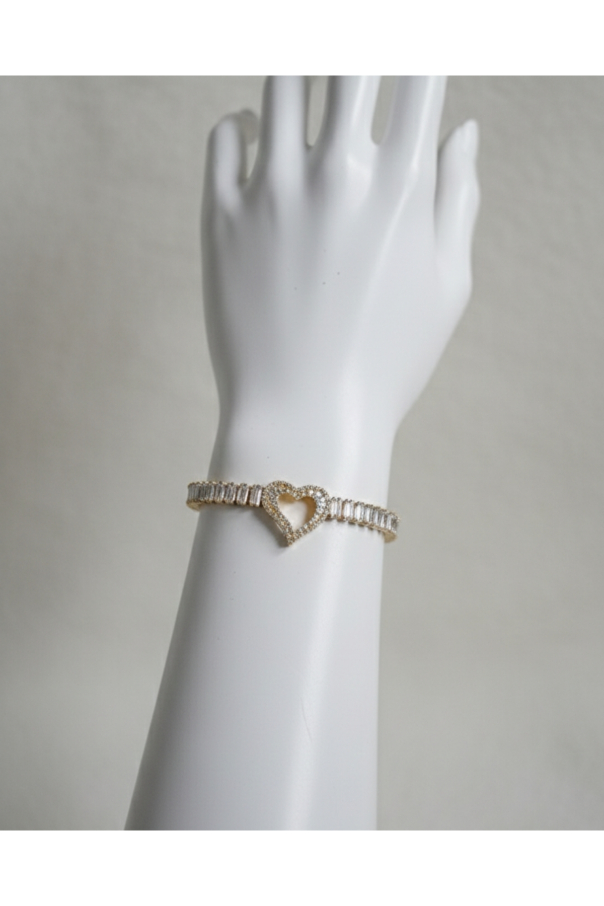 Taş Detaylı Silver Kalp Çelik Bileklik